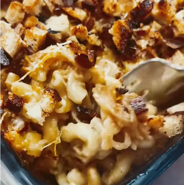 Caramelized Onion Mac & Cheese